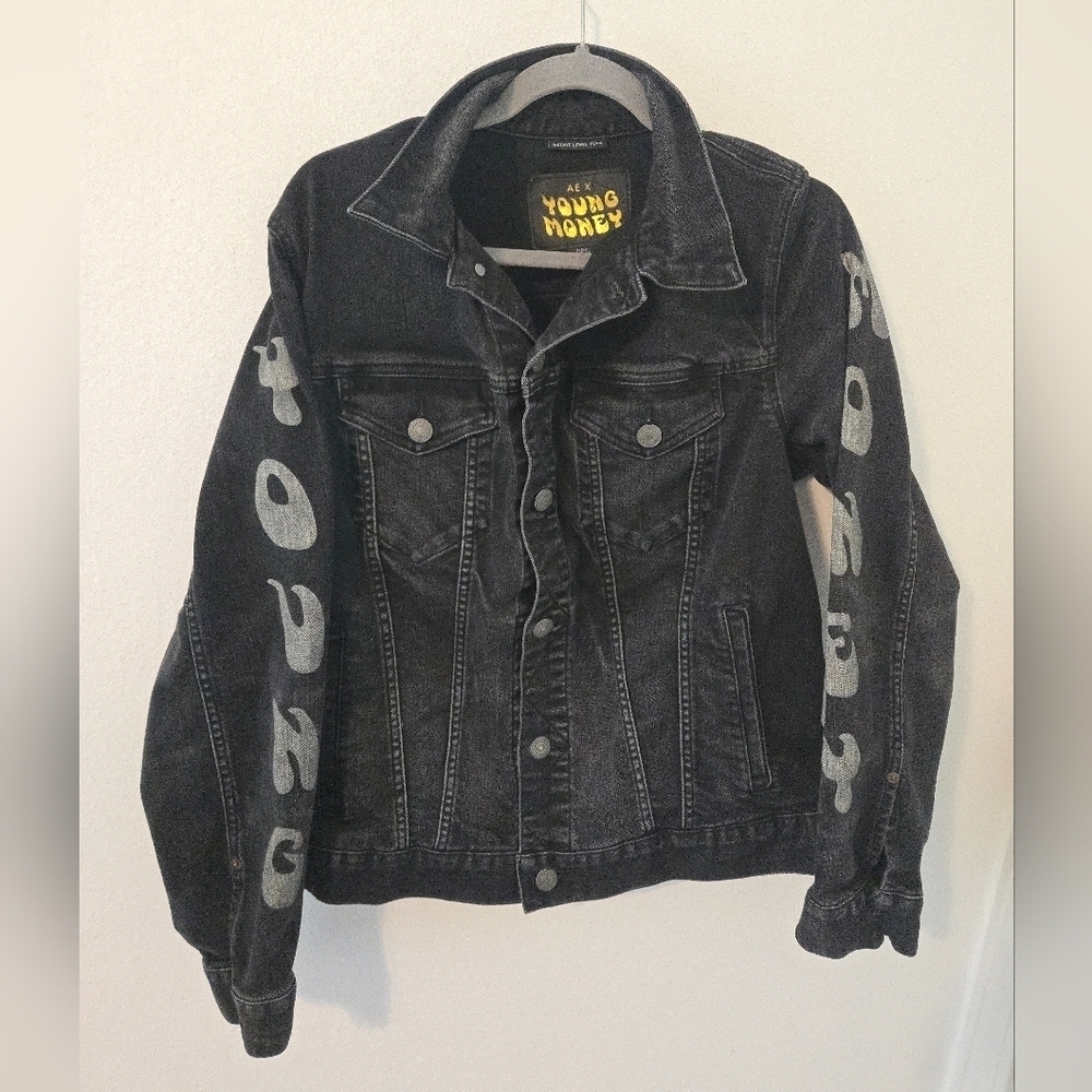 AE Young Money Black Jean Jacket Mens Size Large American Eagle Lil Wayne Drake
